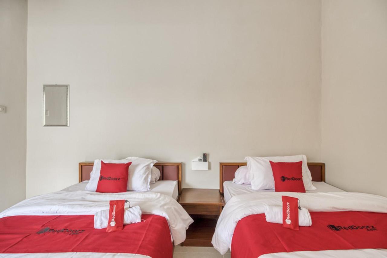 Reddoorz Near Babarsari 2 Guest house