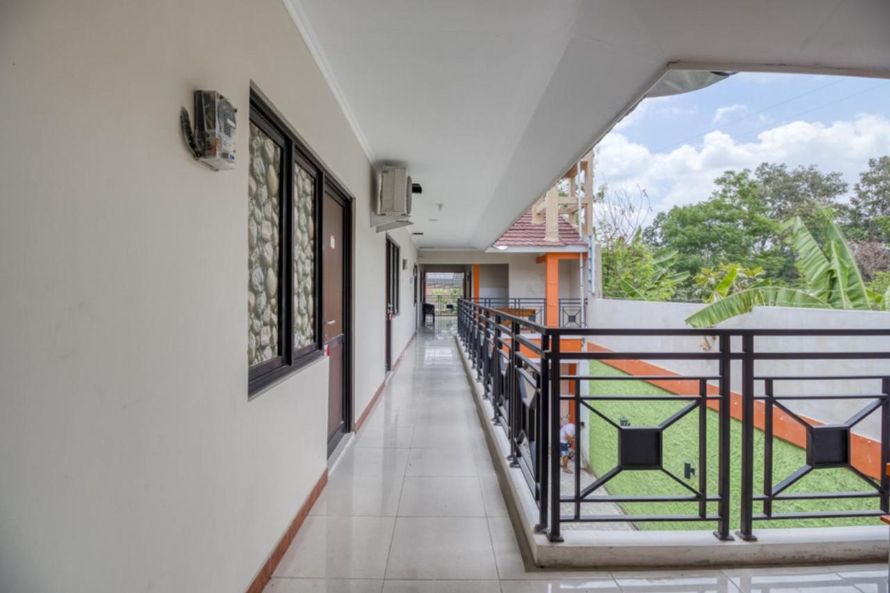 Guest house Reddoorz Near Babarsari 2 Yogyakarta